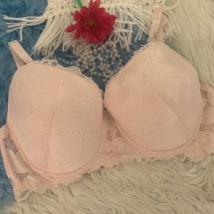 NWOT Blush Pink Lace Overlay Underwire Support Bra Adrienne Vittadini 40DD